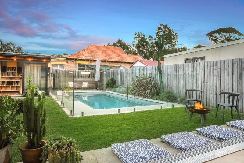 13 Harcourt Parade, Rosebery, Carnes Hill - Thumbnail 8
