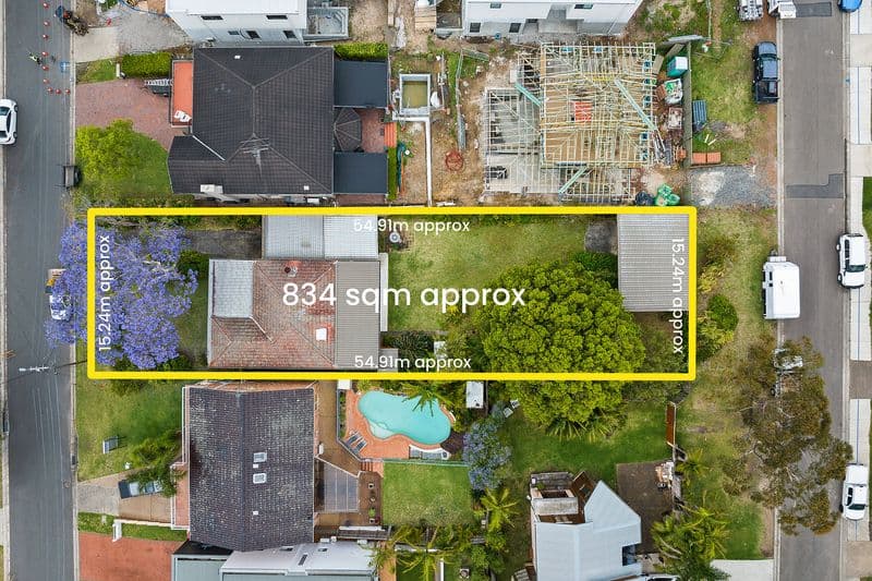 25 Cecil Street, Caringbah South, Armidale - Image 1