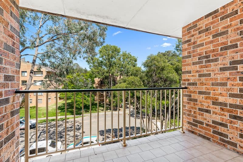11/4-10 Miranda Road, Miranda, Miranda - Thumbnail 2