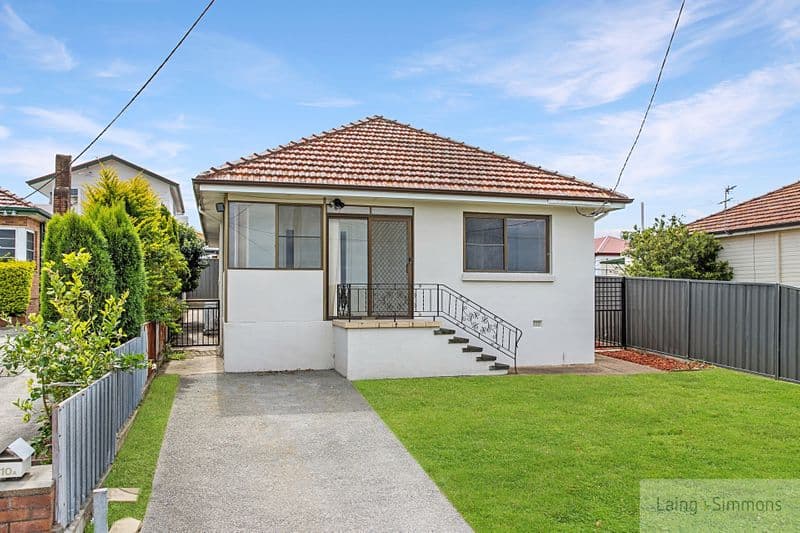 8 Marsden Street, Shortland, North Strathfield - Image 1