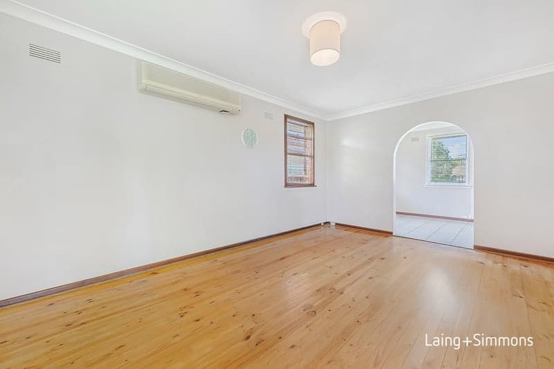 32																										Pitcairn Avenue
														
								Lethbridge Park, NSW 2770, Lethbridge Park - Thumbnail 2