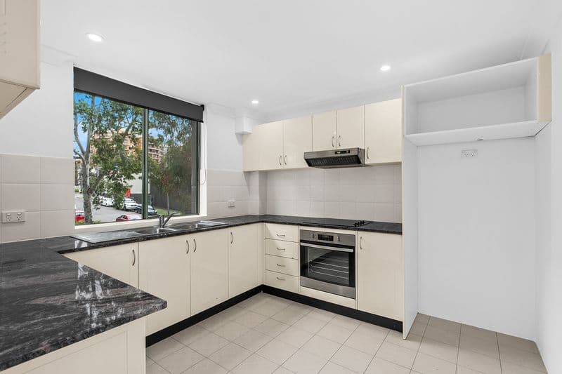 4/23-29 Willock Avenue, Miranda, Dee Why - Thumbnail 2