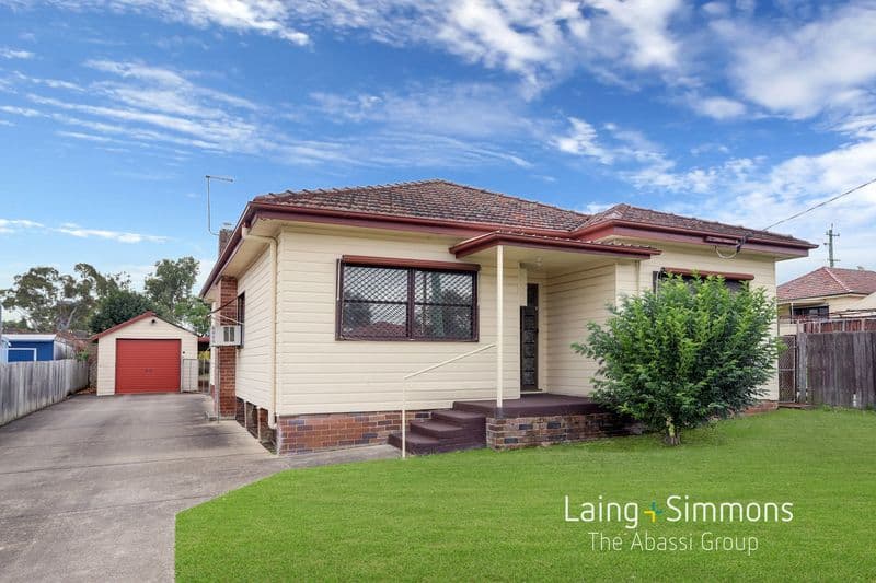 1 Carhullen Street, Merrylands, North Narrabeen - Image 1