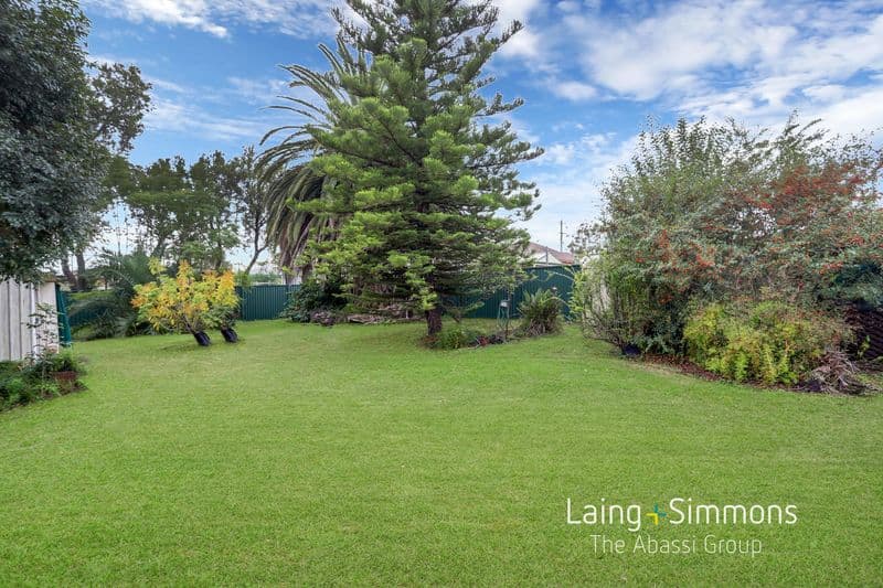 1 Carhullen Street, Merrylands, North Narrabeen - Thumbnail 4