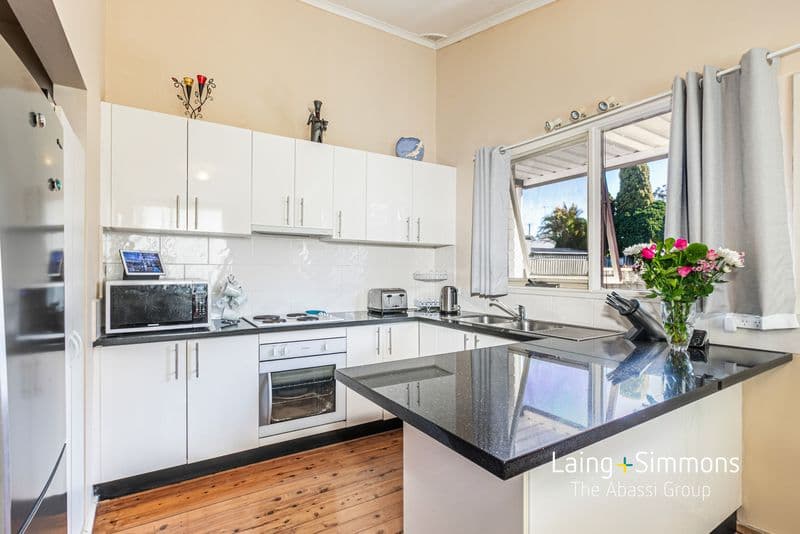 4/14-18 Fairlight Avenue, Fairfield, Fairfield - Thumbnail 2