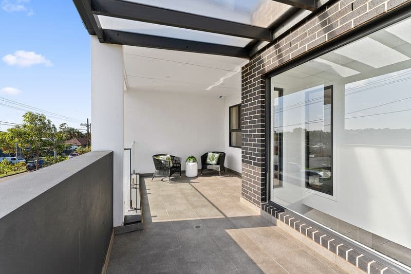 8b Renown Avenue, Miranda, Miranda - Thumbnail 7