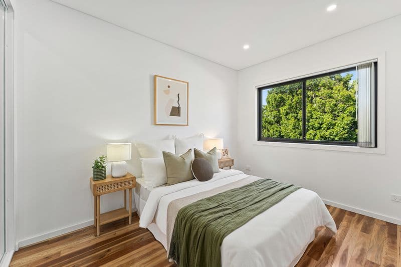 8b Renown Avenue, Miranda, Miranda - Thumbnail 8