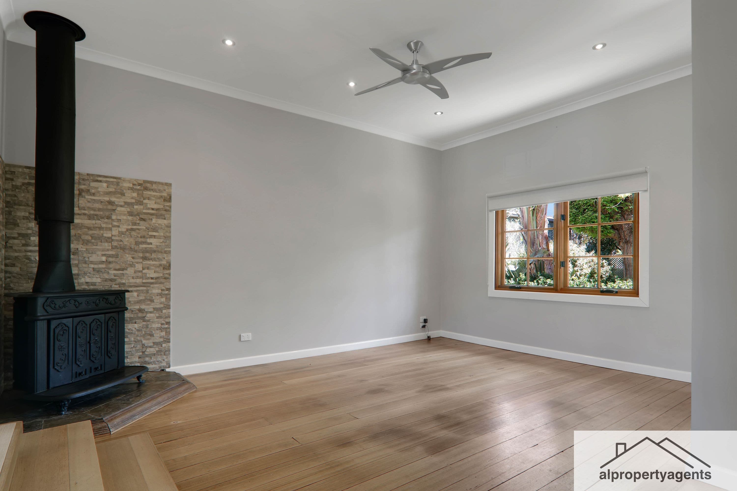 2 Pryors Road, Horsham VIC 3400, Horsham - Thumbnail 2