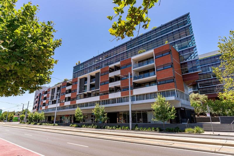 302a/264 Anzac Parade, Kensington, Miranda - Image 1