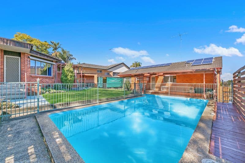 23 Rondelay Drive, Castle Hill, Berambing - Thumbnail 3