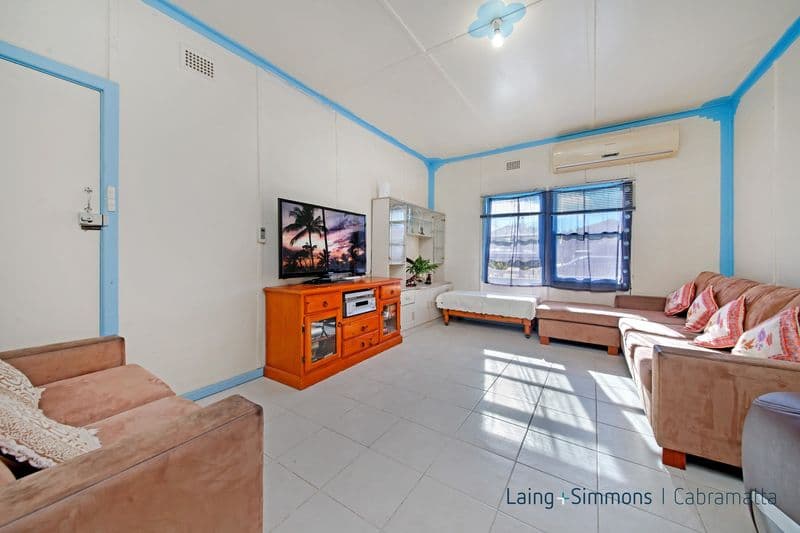 108 Wyong Street, Canley Heights, Armidale - Thumbnail 3