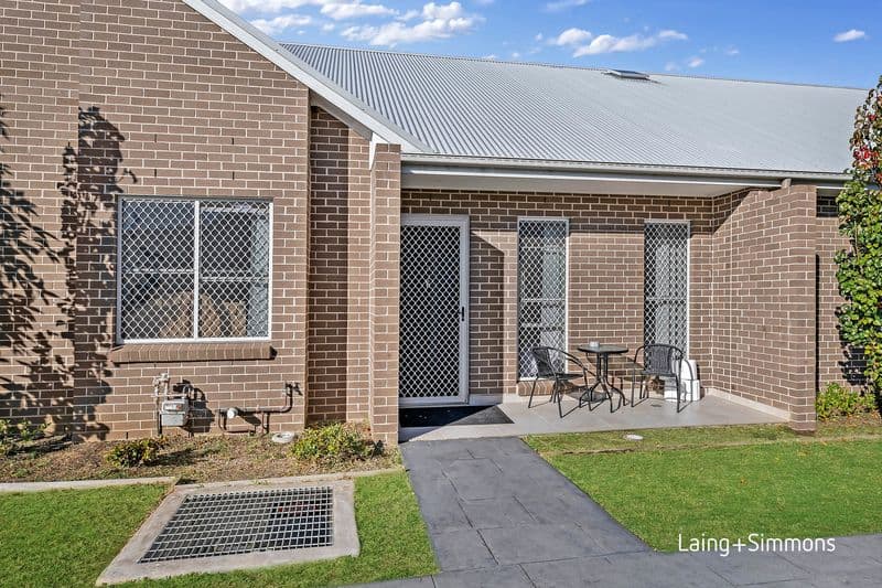 20/33 Louis Street, Granville, Ingleside - Image 1
