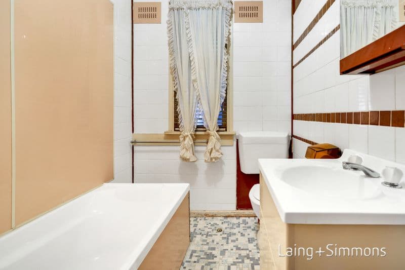 4/10																										Hythe Street
														
								Mount Druitt, NSW 2770, Armidale - Thumbnail 8