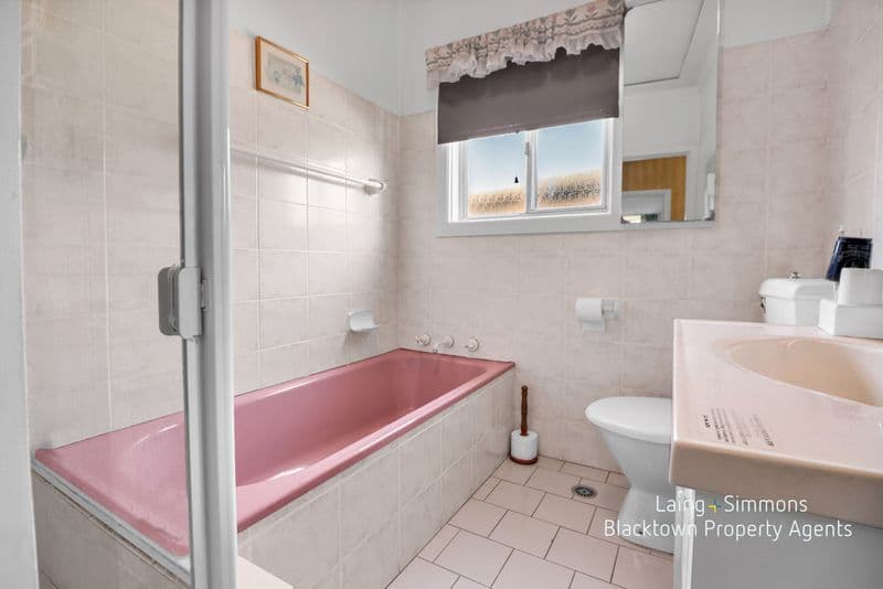 303/10																										Cornelia Road
														
								Toongabbie, NSW 2146, Tregear - Thumbnail 8
