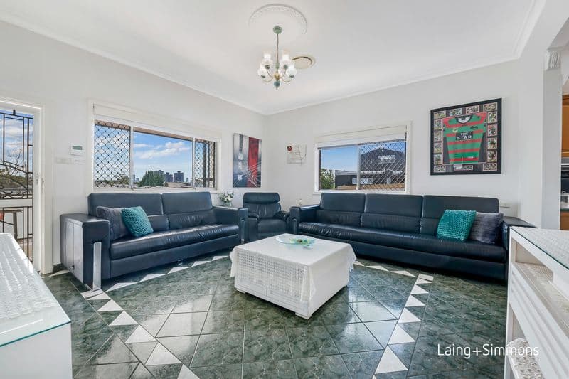 3 Gloucester Avenue, Merrylands, Hebersham - Thumbnail 2