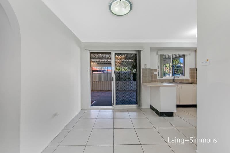 9/2																										Bayton Street
														
								Oxley Park, NSW 2760, Plumpton - Thumbnail 4