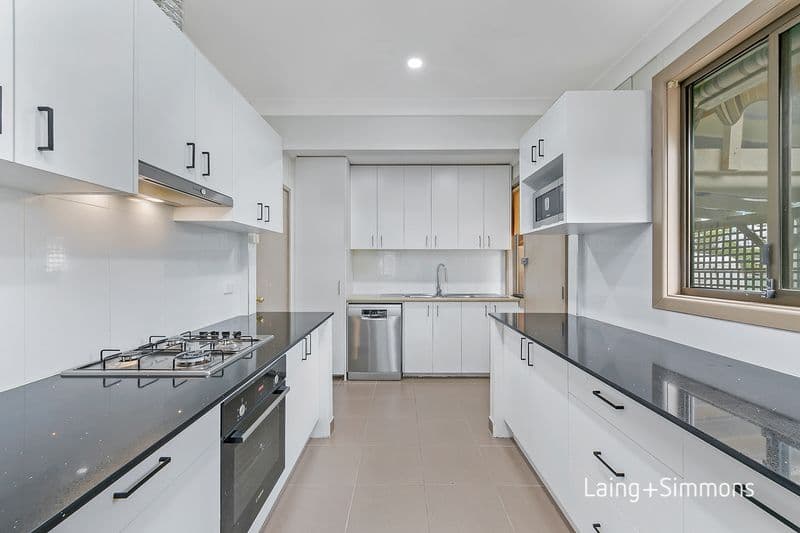9/2																										Bayton Street
														
								Oxley Park, NSW 2760, Blackett - Thumbnail 3
