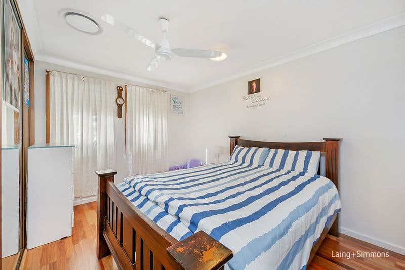 9/2																										Bayton Street
														
								Oxley Park, NSW 2760, Blackett - Thumbnail 8