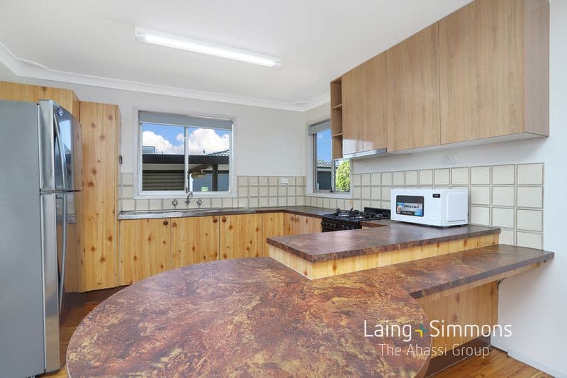 7 Macarthur Drive, St Clair, St Clair - Thumbnail 3