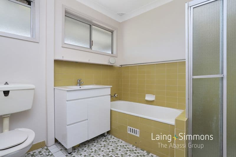 7 Macarthur Drive, St Clair, St Clair - Thumbnail 5