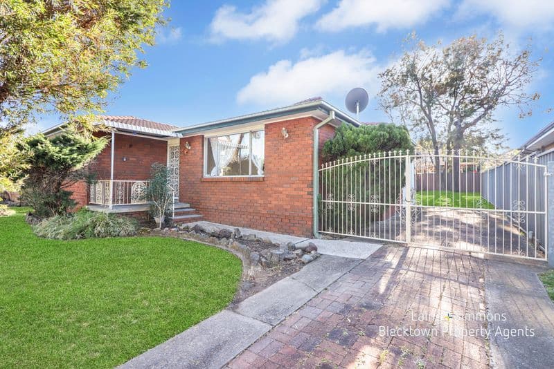4/71-73 Perrin Ave, Plumpton, Plumpton - Image 1