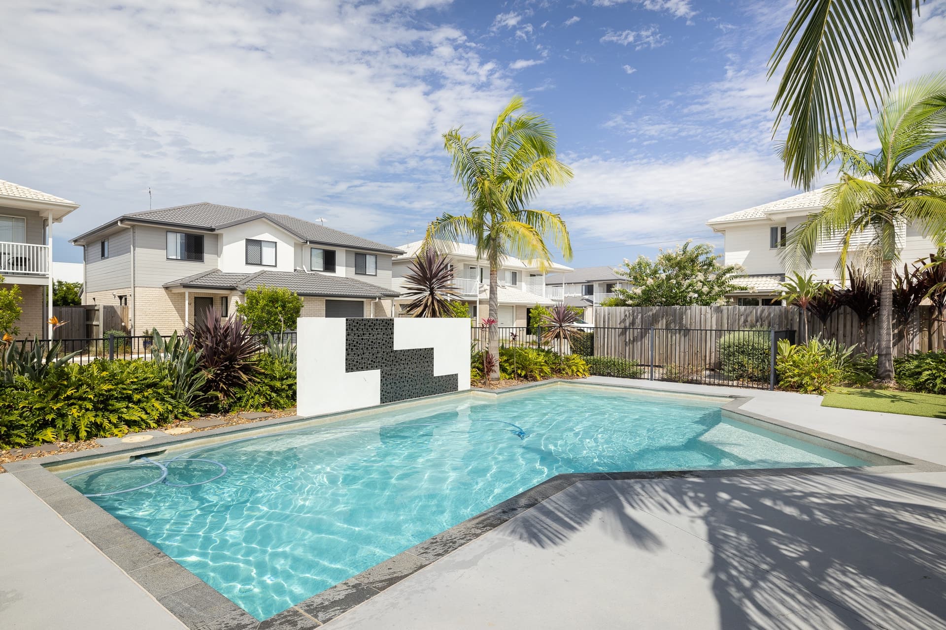 7/10 Weyers Road, Nudgee QLD 4014, Nudgee - Thumbnail 2