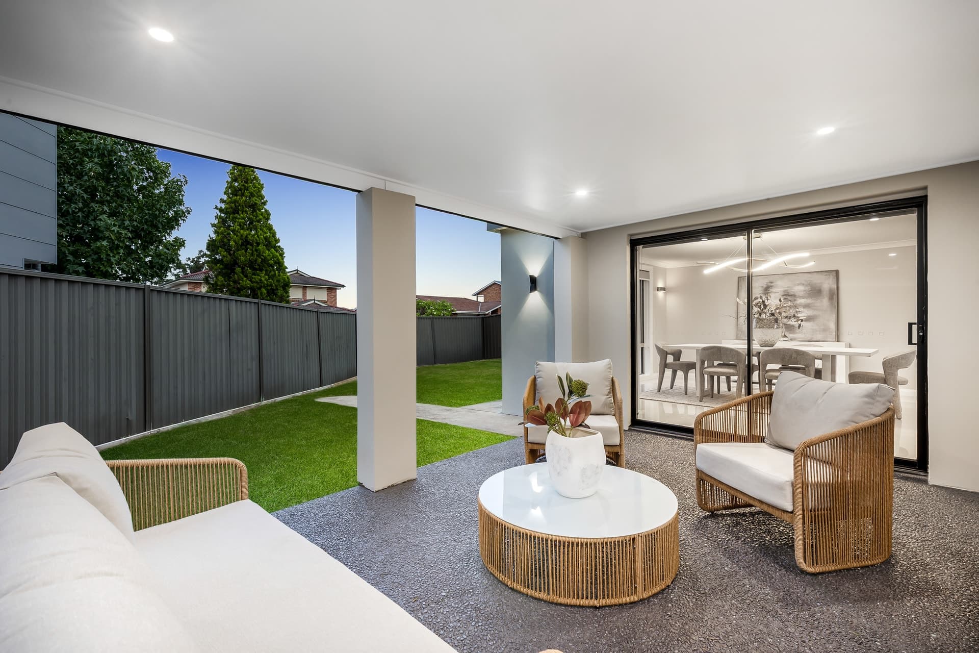 33 Mariner Crescent, Abbotsbury - Image 1