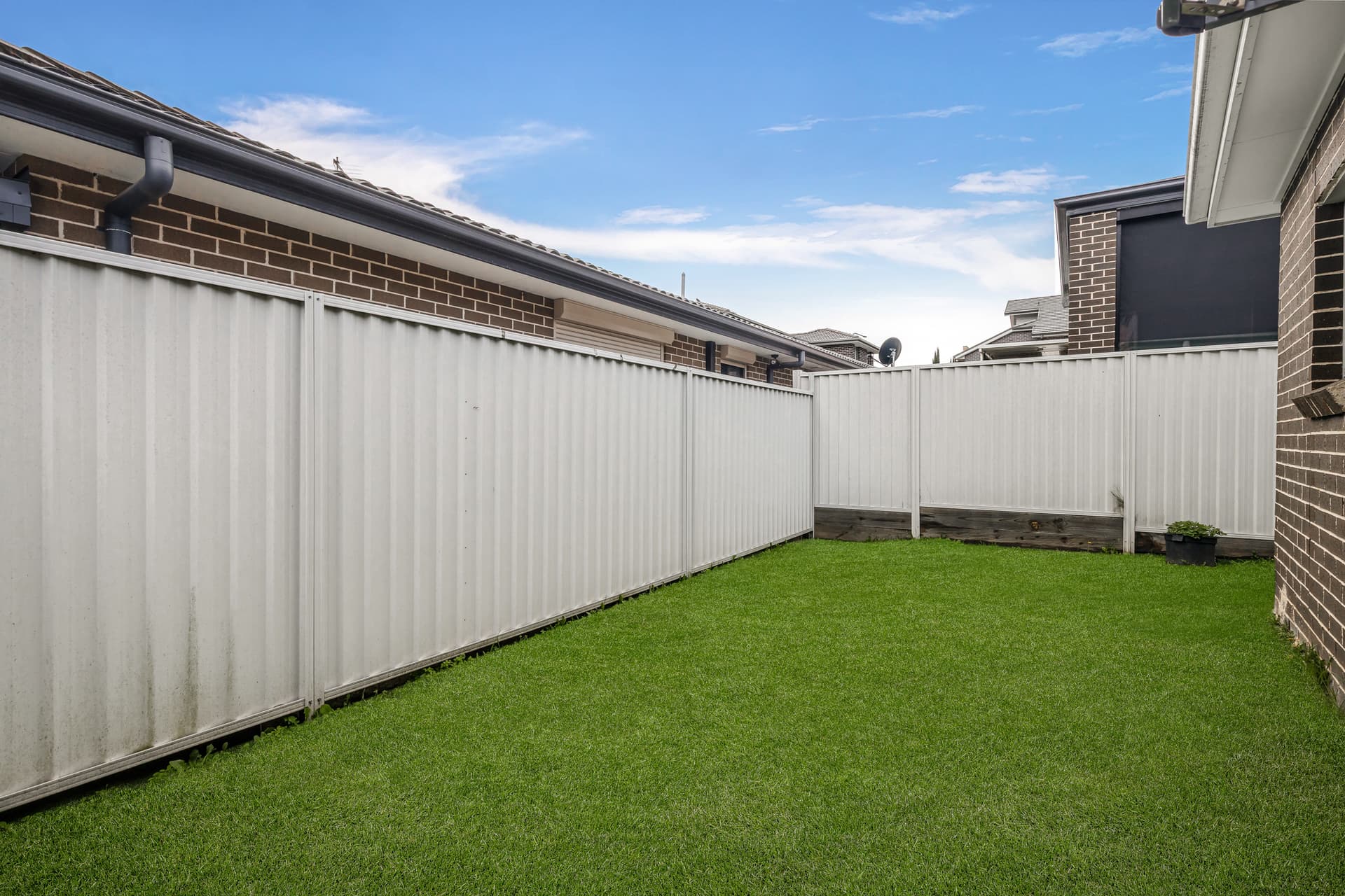42 & 42a Rodeo Drive, Green Valley - Image 1