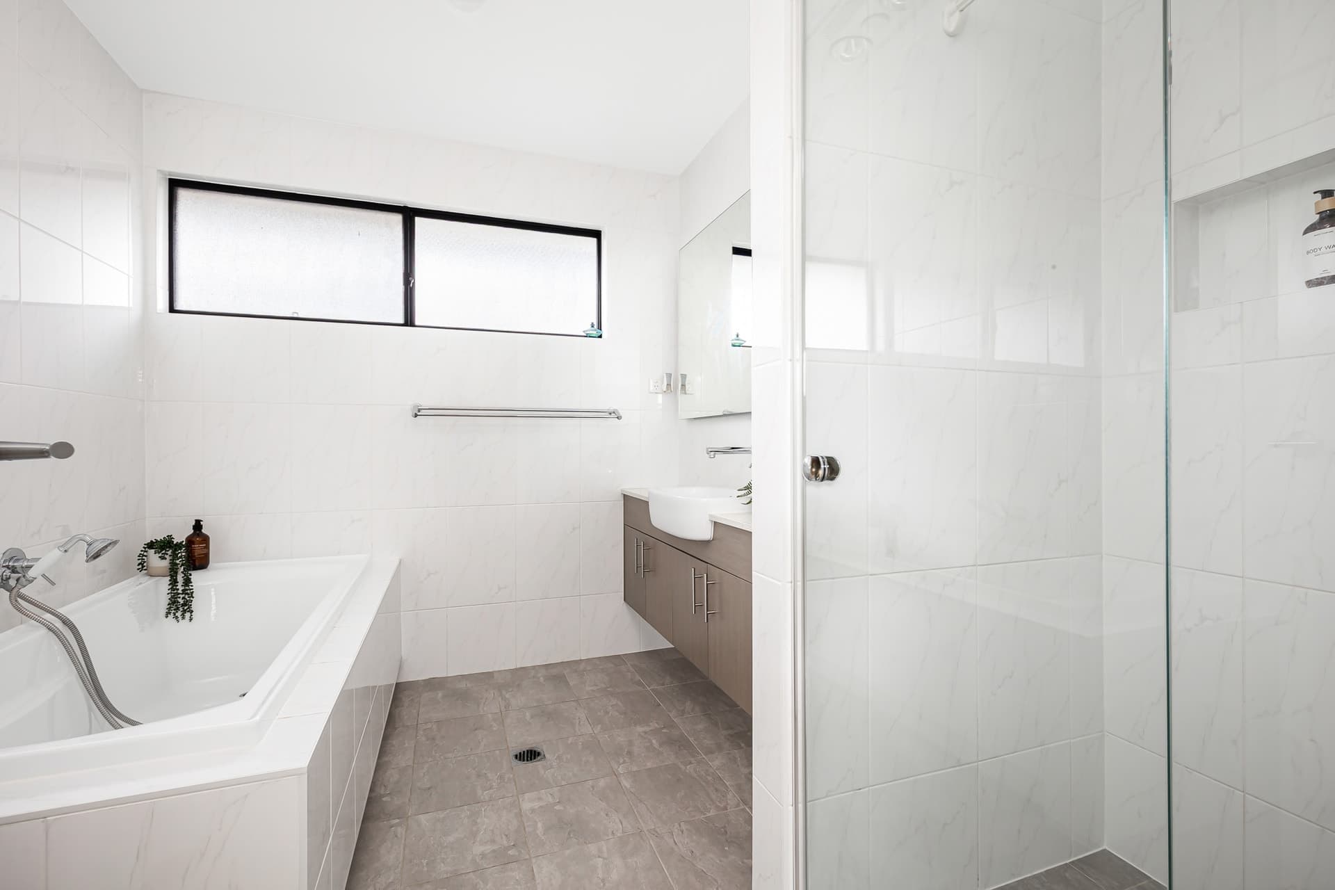 48 Furci Avenue, Edensor Park - Thumbnail 8