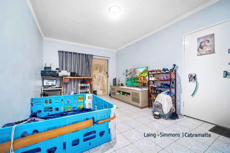 1/117 Longfield Street, Cabramatta, Kellyville - Thumbnail 2