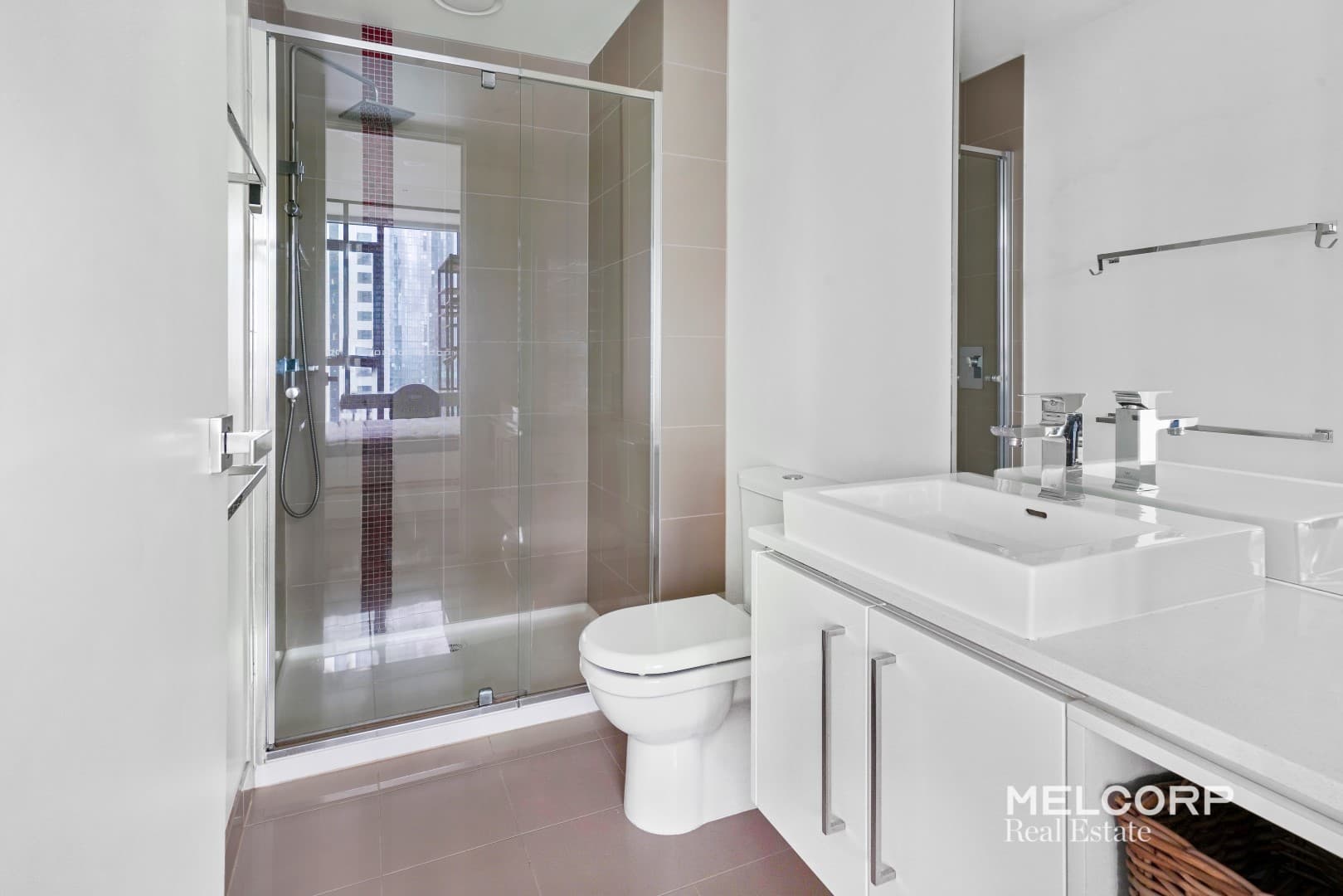 3908/27 Therry Street, Melbourne, VIC 3000, Melbourne - Thumbnail 3