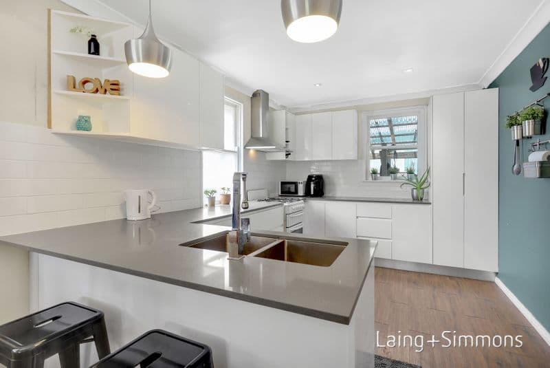 7/1 Equity Place, Canley Vale, Armidale - Thumbnail 2