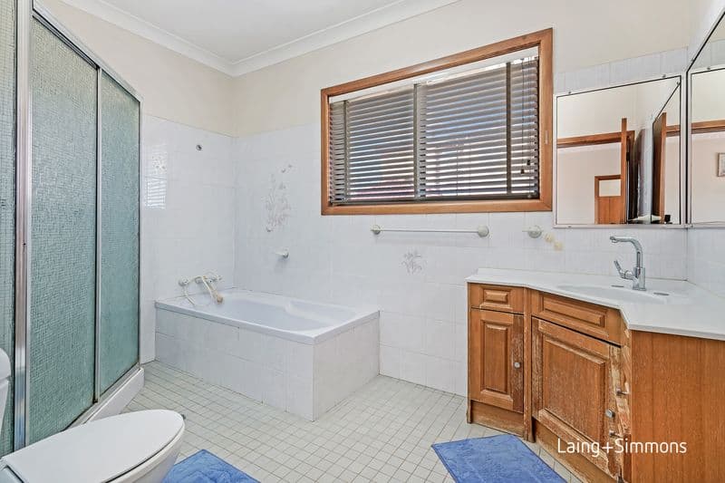 303/10																										Cornelia Road
														
								Toongabbie, NSW 2146, Whalan - Thumbnail 5