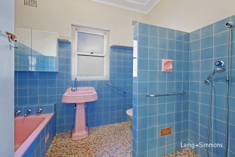 303/10																										Cornelia Road
														
								Toongabbie, NSW 2146, Whalan - Thumbnail 8