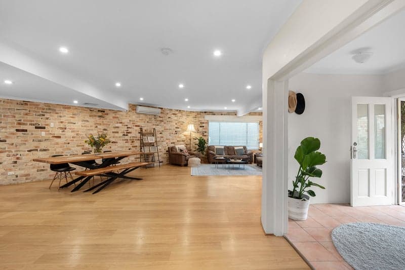 1/152a Elanora Road, Elanora Heights, Elanora Heights - Thumbnail 2