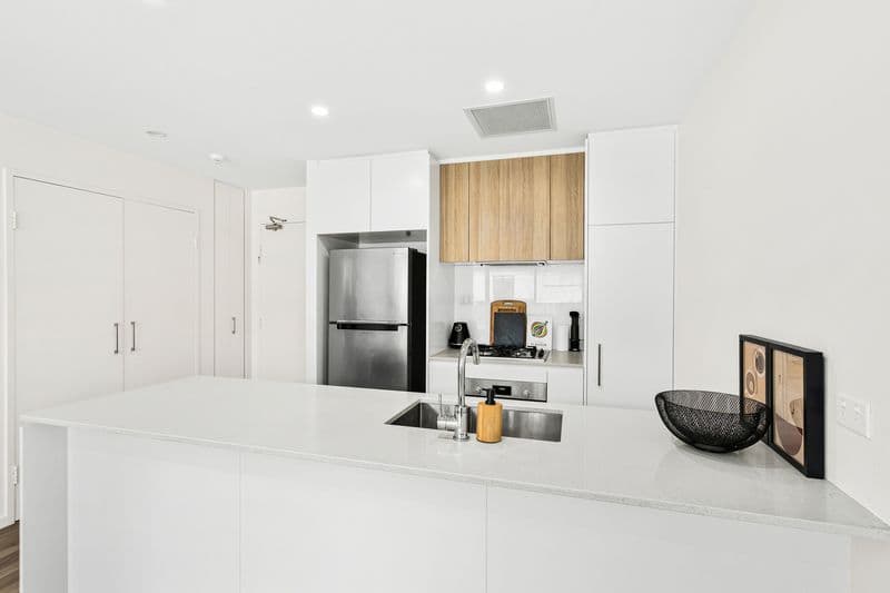 309/1 Pinnacle Street, Miranda, Miranda - Thumbnail 3