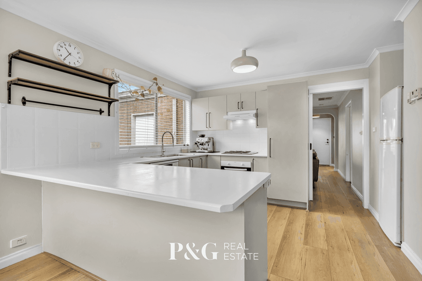 12 Pentland Drive, Narre Warren - Thumbnail 2
