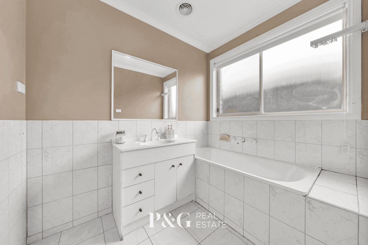 12 Pentland Drive, Narre Warren - Thumbnail 5