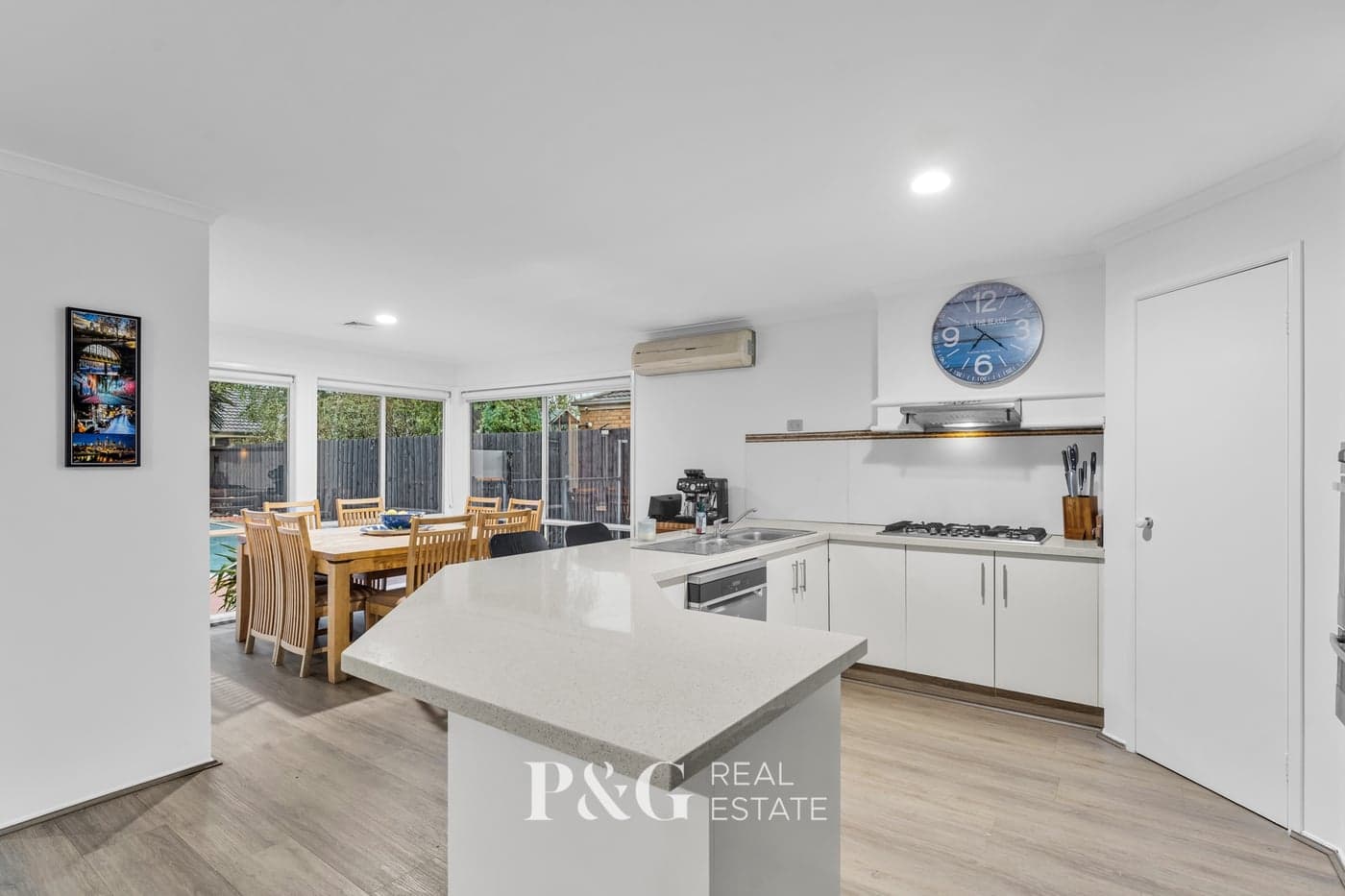 22 Littlecroft Avenue, Narre Warren South - Thumbnail 3