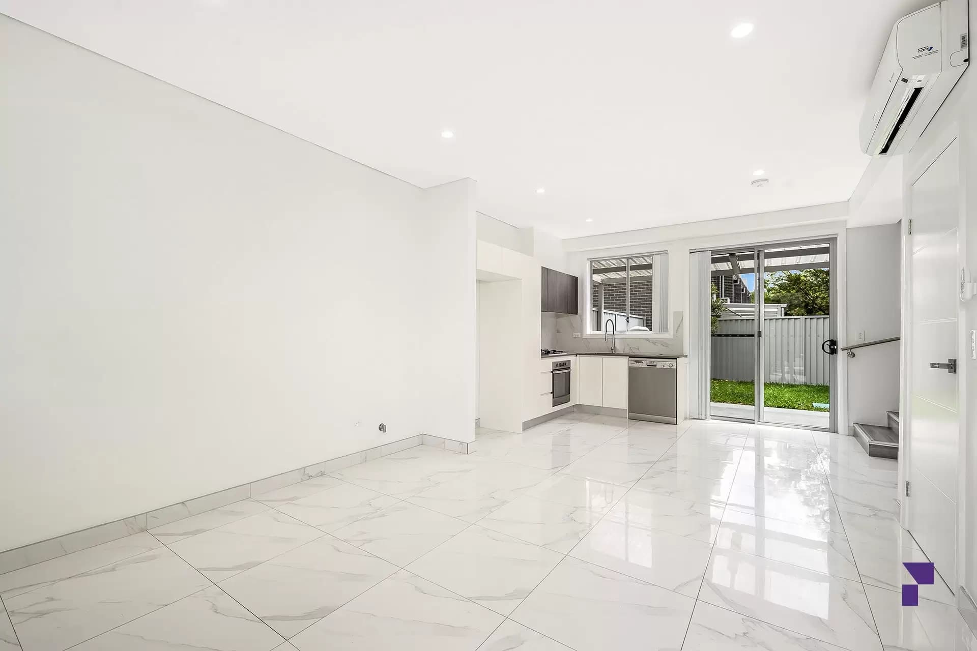 3/45 Kirkham Road, Auburn - Thumbnail 3