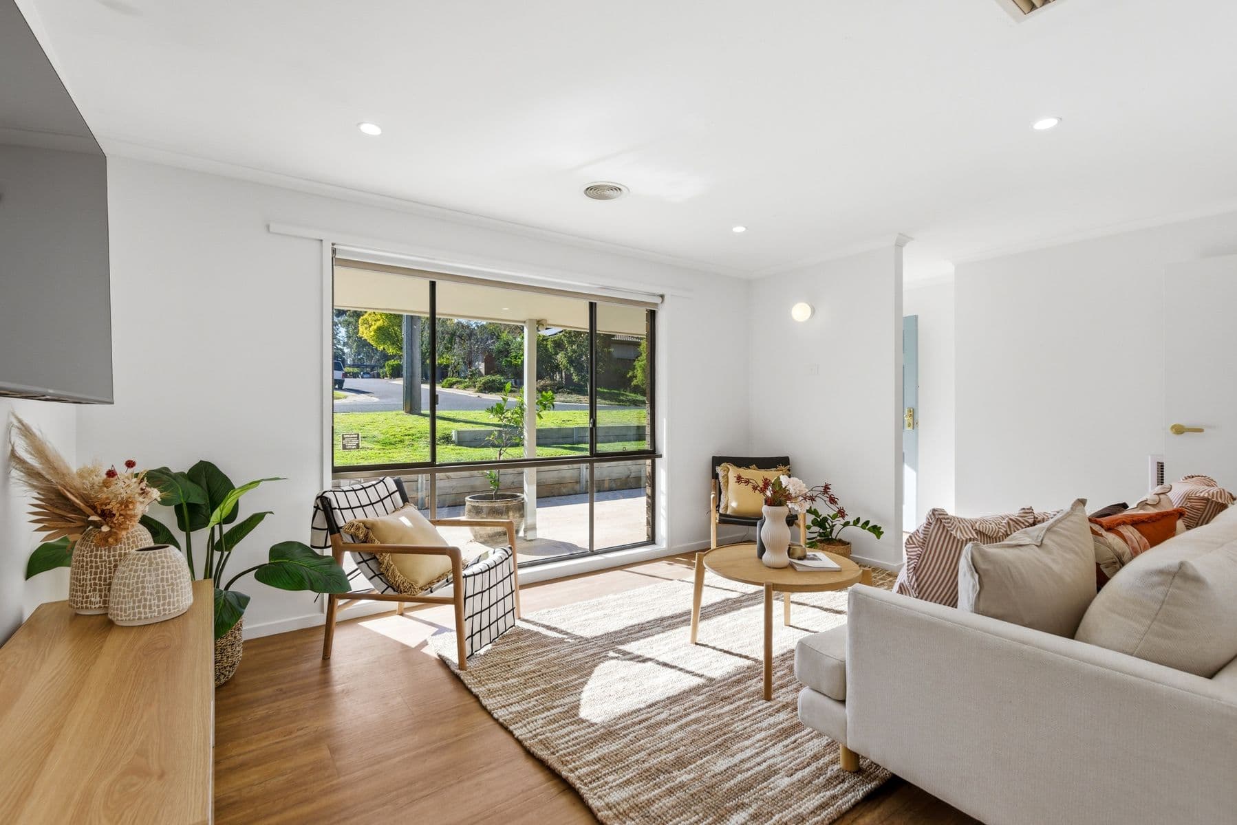 22 Palm Avenue, Spring Gully VIC 3550, Spring Gully - Thumbnail 2