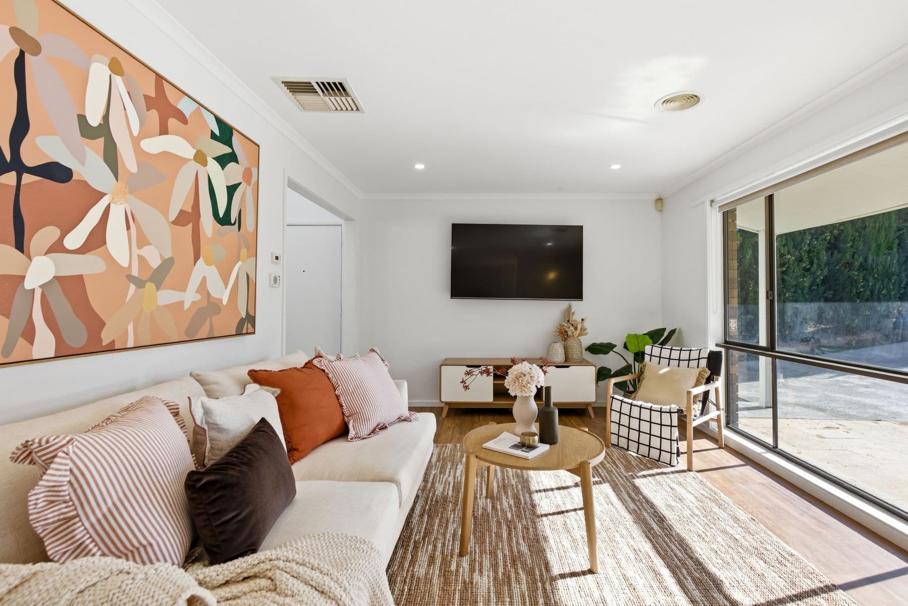 22 Palm Avenue, Spring Gully VIC 3550, Spring Gully - Thumbnail 3