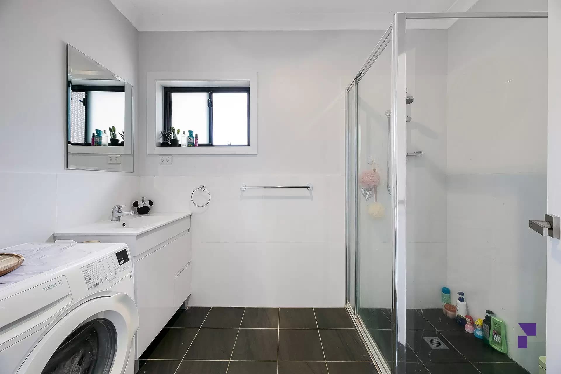 4 Palmer Street, Sefton - Thumbnail 5