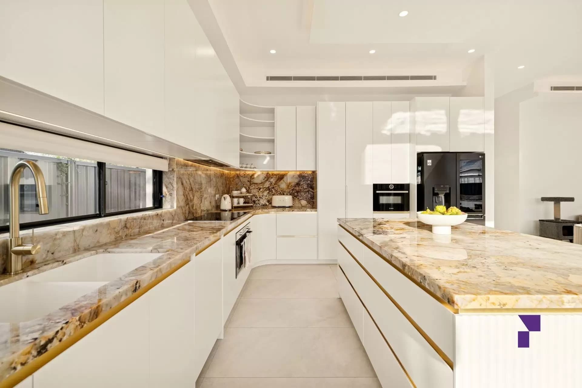 2 Robertson Road, Chester Hill - Thumbnail 4