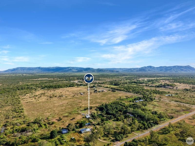 156 Field Road, Woodstock, QLD 4816, Woodstock - Image 1