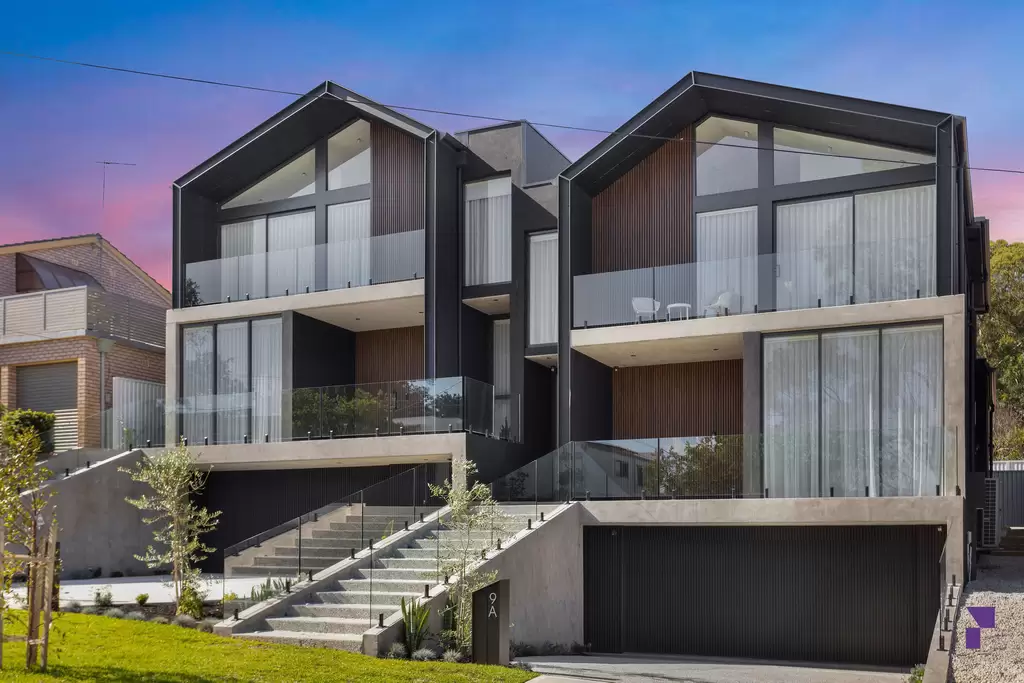 9A Yvonne Crescent, Georges Hall - Image 1