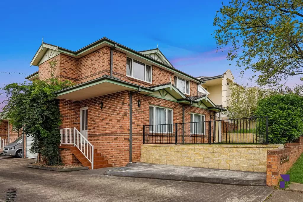 1/167 Old Kent Road, Greenacre - Image 1