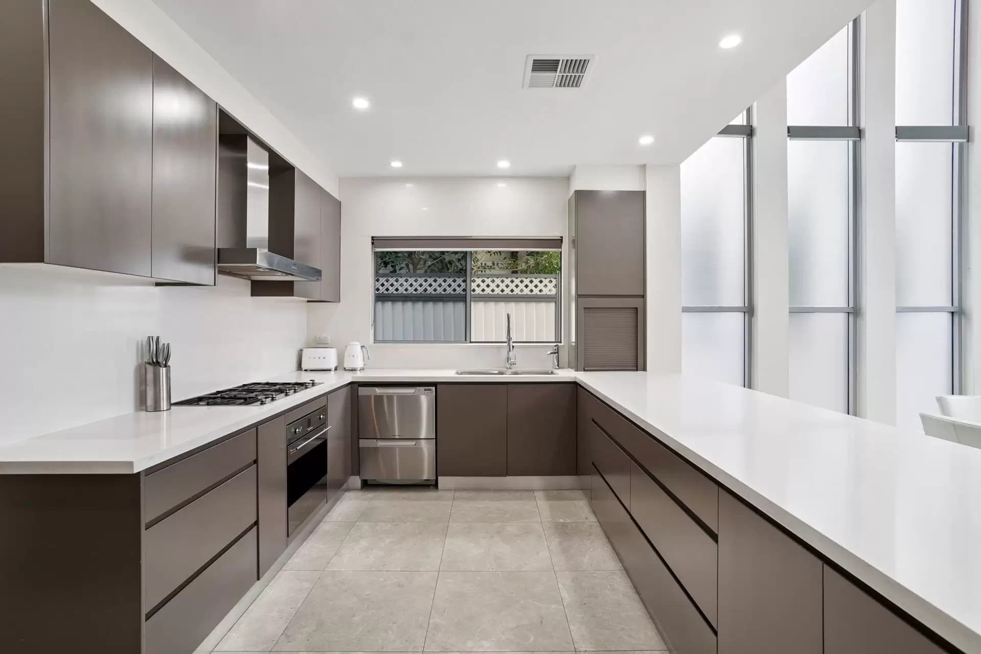 96 Rawson Road, Greenacre - Thumbnail 2