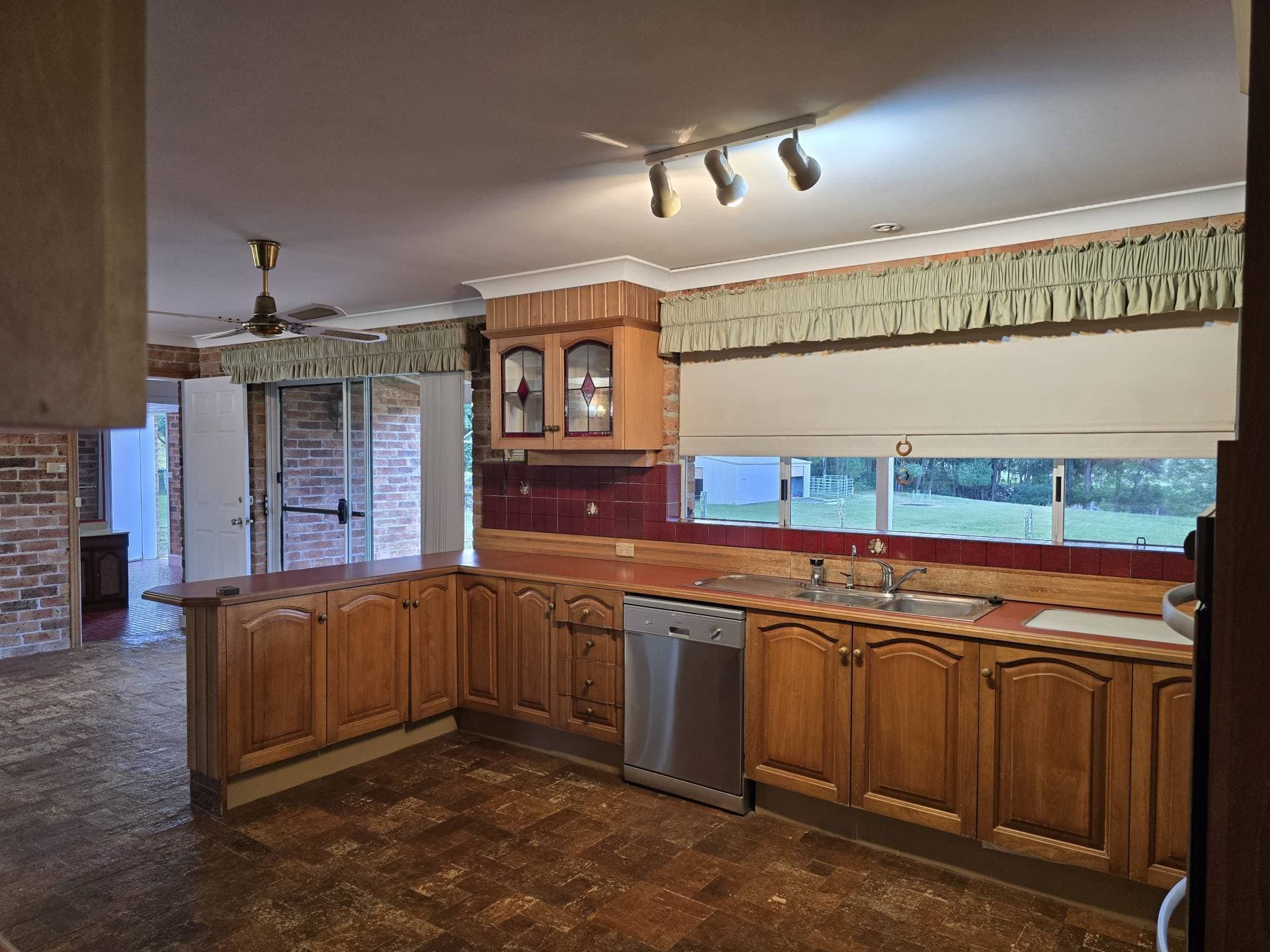 208 North Bonville Rd, Bonville - Thumbnail 7