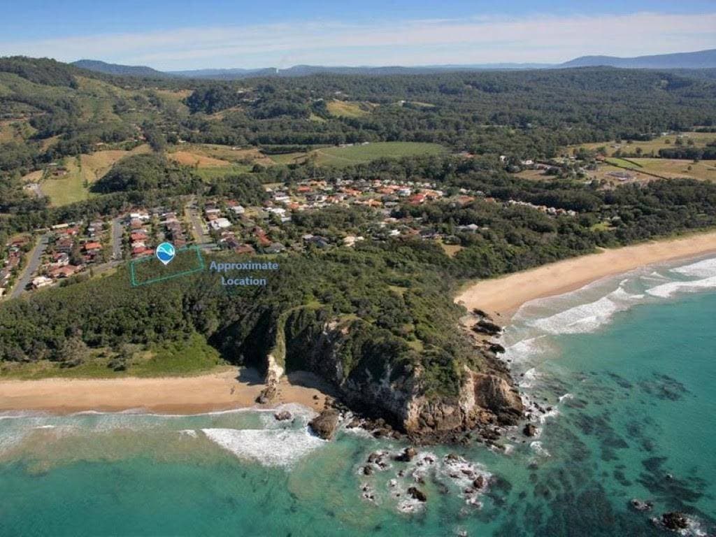 26 - 28 Headland Road, Sapphire Beach - Thumbnail 2